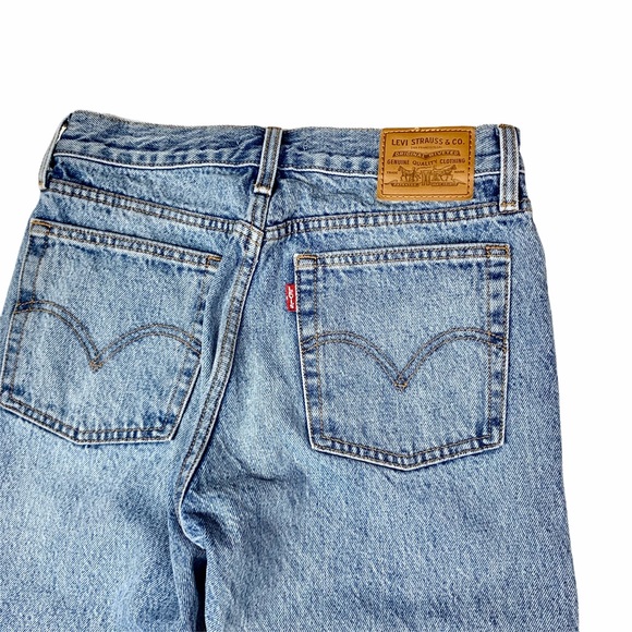 LEVI'S Wedgie Jeans w/ Raw Hem - Picture 5 of 5